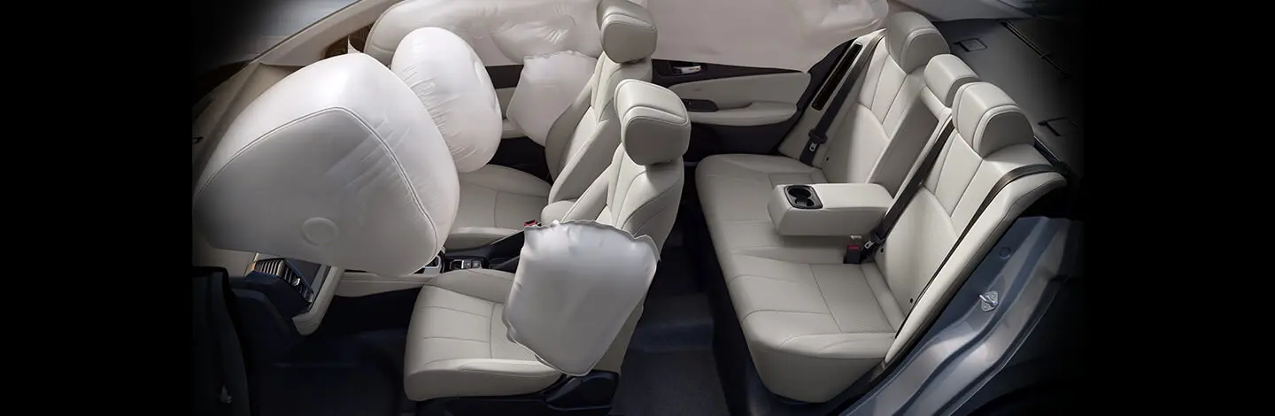 6 Airbags (Dual Front, Seat Side and Curtain)