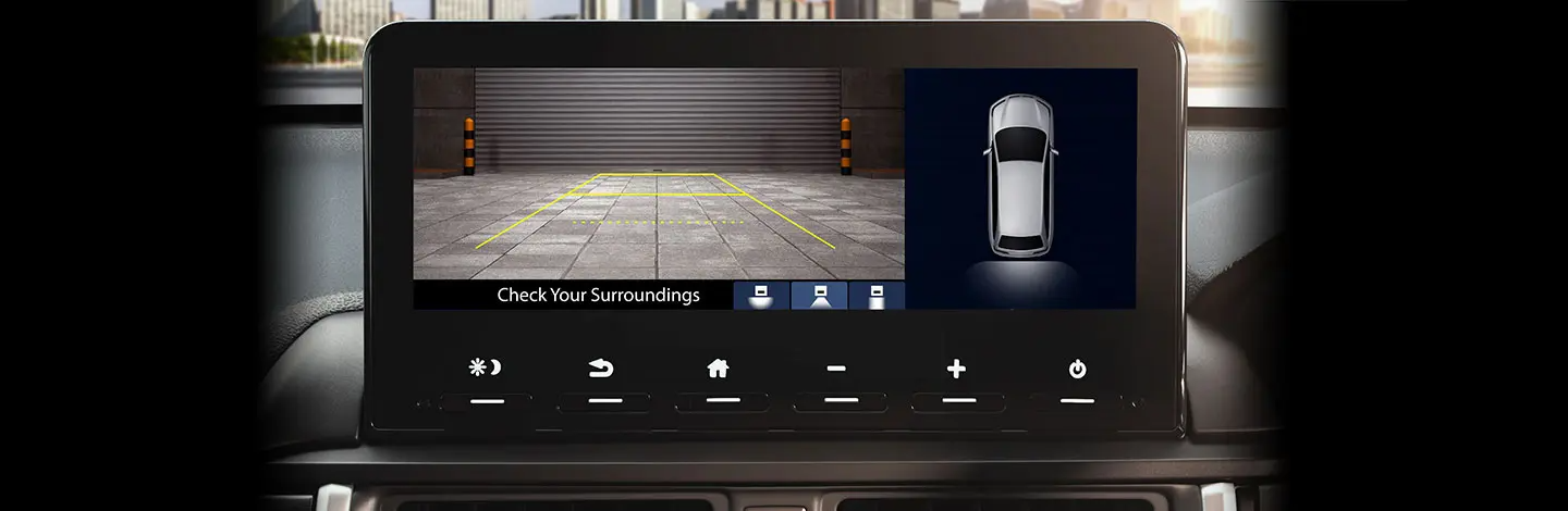 Multi-Angle Rear Camera with Guidelines - Reverse in and out easily with a top view, normal view (130°), or wide rear view (180°) along with guidelines.